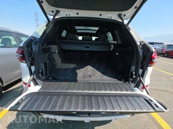 2026 BMW X5 Sports Activity Vehicle M60i xDrive - miniatura 17