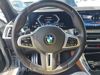 2026 BMW X5 Sports Activity Vehicle M60i xDrive - miniatura 10