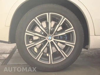 2026 BMW X5 Sports Activity Vehicle M60i xDrive - miniatura 11