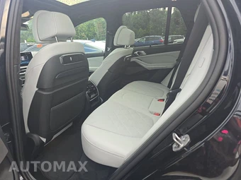 2026 BMW X5 Sports Activity Vehicle M60i xDrive - miniatura 19