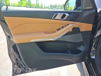 2026 BMW X5 Sports Activity Vehicle M60i xDrive - miniatura 15
