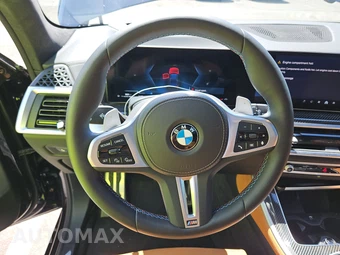 2026 BMW X5 Sports Activity Vehicle M60i xDrive - miniatura 16