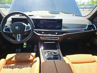2026 BMW X5 Sports Activity Vehicle M60i xDrive - miniatura 17