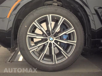 2026 BMW X5 Sports Activity Vehicle M60i xDrive - miniatura 9