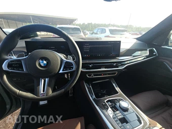 2026 BMW X5 Sports Activity Vehicle M60i xDrive – miniatura 11