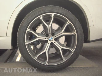 2026 BMW X5 Sports Activity Vehicle M60i xDrive - miniatura 12