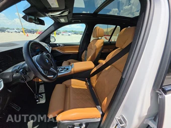 2026 BMW X5 Sports Activity Vehicle M60i xDrive - miniatura 13