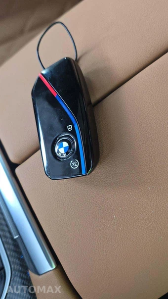 2026 BMW X5 Sports Activity Vehicle M60i xDrive - miniatura 18