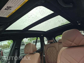 2026 BMW X5 Sports Activity Vehicle M60i xDrive – miniatura 11