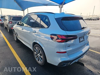 2026 BMW X5 Sports Activity Vehicle M60i xDrive – miniatura 6