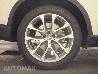 2026 BMW X5 Sports Activity Vehicle xDrive40i - miniatura 11