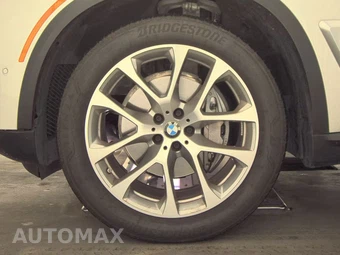 2026 BMW X5 Sports Activity Vehicle xDrive40i - miniatura 9