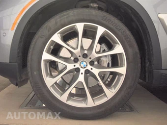 2026 BMW X5 Sports Activity Vehicle xDrive40i - miniatura 9
