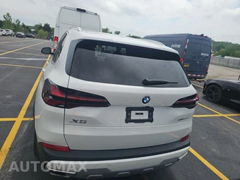 2026 BMW X5 Sports Activity Vehicle xDrive40i - miniatura 5