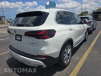 2026 BMW X5 Sports Activity Vehicle xDrive40i - miniatura 4