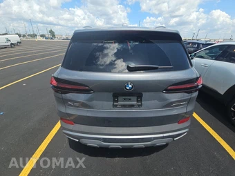 2026 BMW X5 Sports Activity Vehicle xDrive40i - miniatura 5