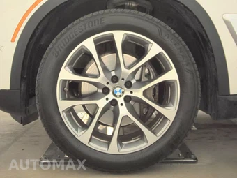 2026 BMW X5 Sports Activity Vehicle xDrive40i - miniatura 9