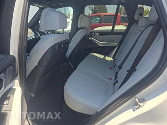 2026 BMW X5 Sports Activity Vehicle xDrive40i - miniatura 13