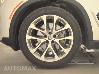 2026 BMW X5 Sports Activity Vehicle xDrive40i - miniatura 9