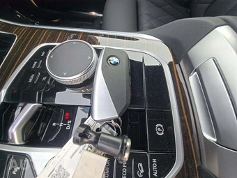 2026 BMW X5 Sports Activity Vehicle xDrive40i - miniatura 8