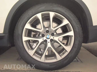 2026 BMW X5 Sports Activity Vehicle xDrive40i - miniatura 12