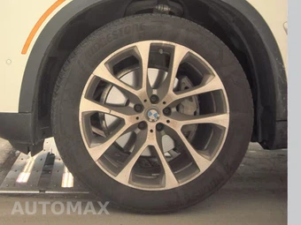2026 BMW X5 Sports Activity Vehicle xDrive40i - miniatura 9
