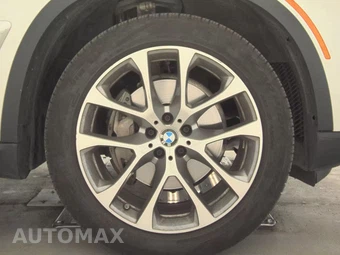 2026 BMW X5 Sports Activity Vehicle xDrive40i - miniatura 10