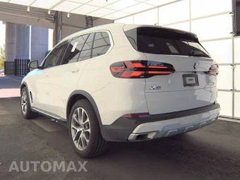 2026 BMW X5 Sports Activity Vehicle xDrive40i - miniatura 8