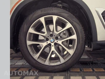 2026 BMW X5 Sports Activity Vehicle xDrive40i - miniatura 9