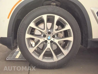 2026 BMW X5 Sports Activity Vehicle xDrive40i - miniatura 9