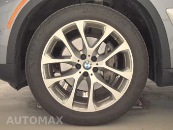 2026 BMW X5 Sports Activity Vehicle xDrive40i - miniatura 9
