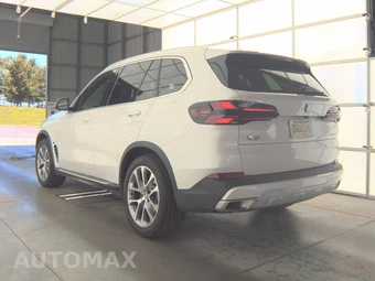 2026 BMW X5 Sports Activity Vehicle xDrive40i - miniatura 8
