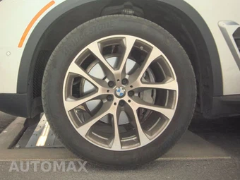 2026 BMW X5 Sports Activity Vehicle xDrive40i - miniatura 9
