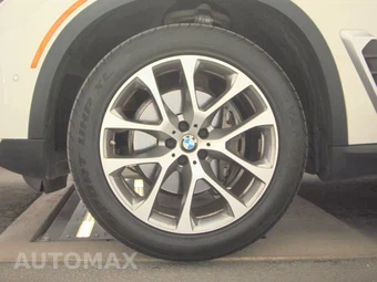 2026 BMW X5 Sports Activity Vehicle xDrive40i - miniatura 9