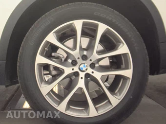 2026 BMW X5 Sports Activity Vehicle xDrive40i - miniatura 12