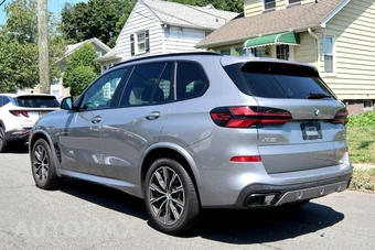 2026 BMW X5 Sports Activity Vehicle xDrive40i M SPORT LINE – miniatura 6