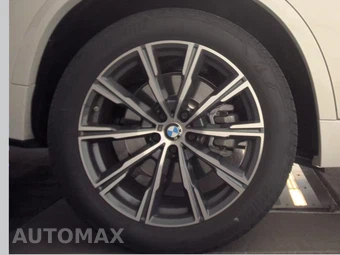 2026 BMW X5 Sports Activity Vehicle xDrive40i M SPORT LINE - miniatura 11