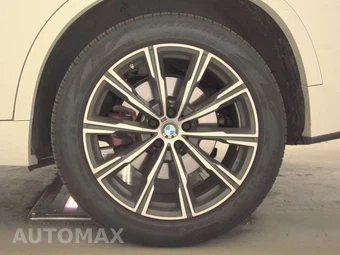 2026 BMW X5 Sports Activity Vehicle xDrive40i M SPORT LINE - miniatura 12