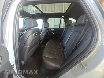 2026 BMW X5 Sports Activity Vehicle xDrive40i M SPORT LINE - miniatura 13