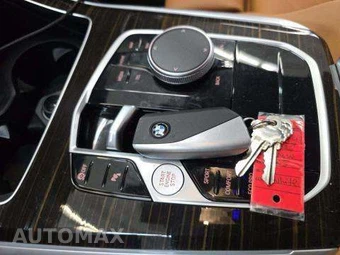 2026 BMW X5 Sports Activity Vehicle xDrive40i M SPORT LINE - miniatura 8