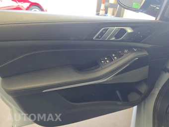 2026 BMW X5 Sports Activity Vehicle xDrive40i M SPORT LINE - miniatura 9