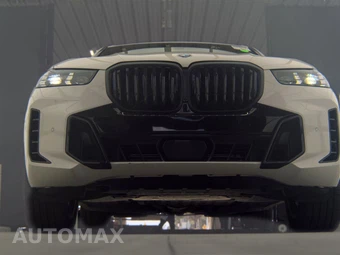2026 BMW X5 Sports Activity Vehicle xDrive40i M SPORT LINE - miniatura 3