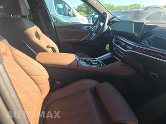 2026 BMW X6 Sports Activity Coupe M60i xDrive - miniatura 8