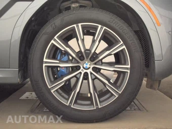 2026 BMW X6 Sports Activity Coupe M60i xDrive - miniatura 10
