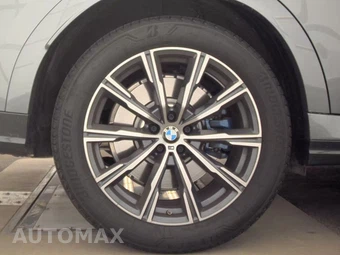 2026 BMW X6 Sports Activity Coupe M60i xDrive - miniatura 11