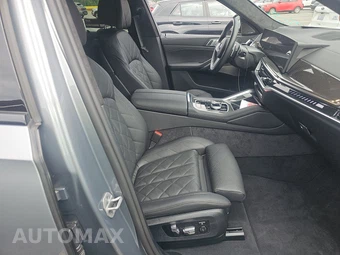 2026 BMW X6 Sports Activity Coupe M60i xDrive - miniatura 14