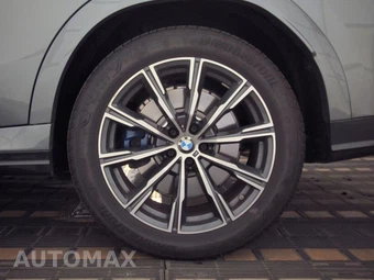 2026 BMW X6 Sports Activity Coupe M60i xDrive – miniatura 12