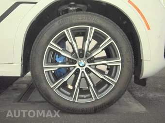 2026 BMW X6 Sports Activity Coupe M60i xDrive - miniatura 10