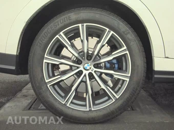 2026 BMW X6 Sports Activity Coupe M60i xDrive - miniatura 11
