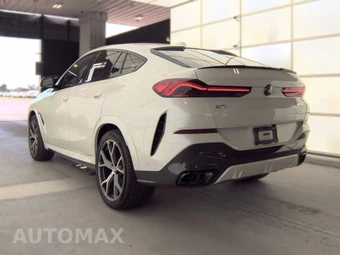 2026 BMW X6 Sports Activity Coupe M60i xDrive – miniatura 8